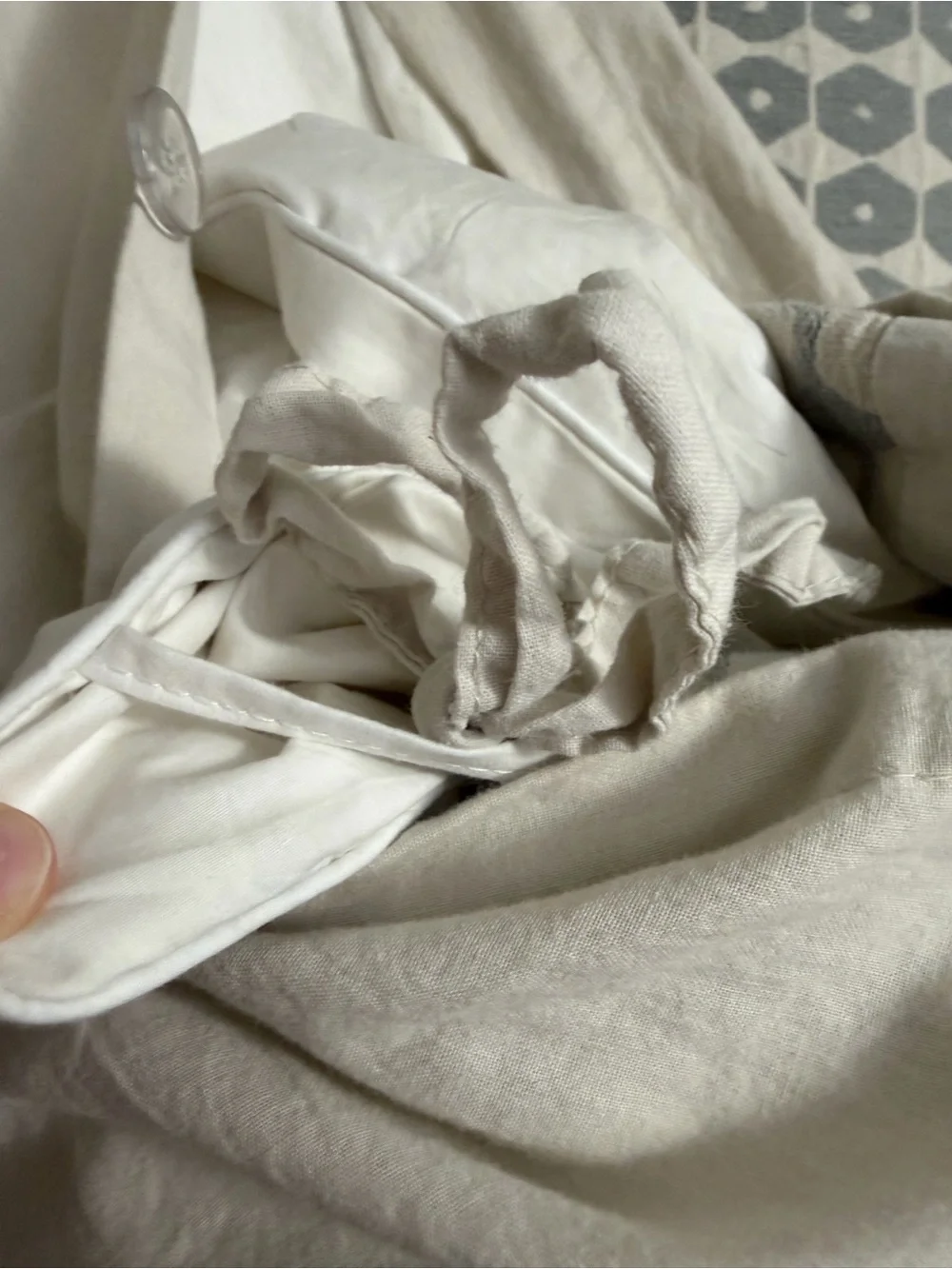 West Elm Honeycomb Woven Duvet Cover Full/Queen Cotton Linen Grey Sand.
